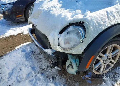 2011 Mini Cooper Clubman из США, поврежденный, VIN WMWZF3C5XBTX81929